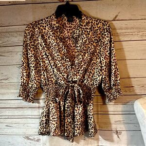 BCBG Maxazria leopard print v neck blouse size medium